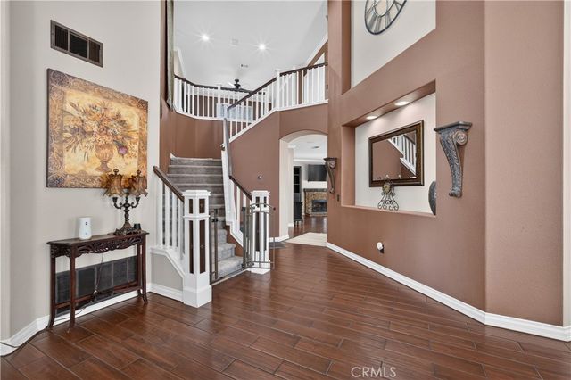 992 Chinotto Circle, Corona, CA 92881