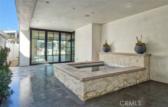 710 Avocado Avenue A, Corona Del Mar (newport Beach), CA 92625