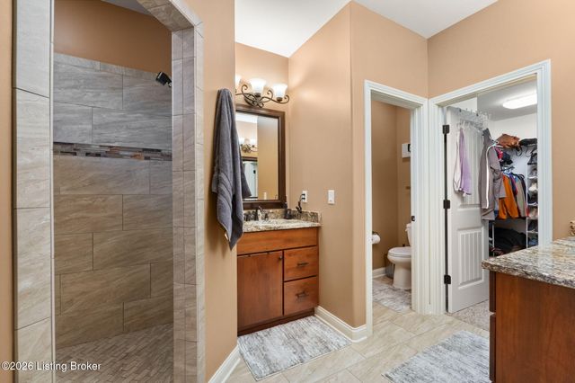 2024 Vincennes Pl, Floyds Knobs, IN 47119