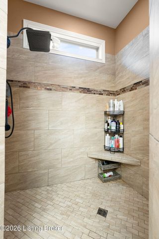 2024 Vincennes Pl, Floyds Knobs, IN 47119