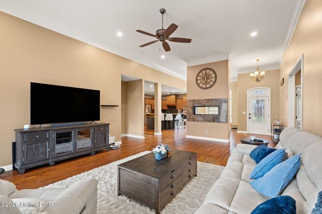 2024 Vincennes Pl, Floyds Knobs, IN 47119