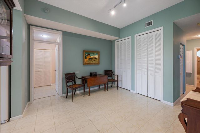 10291 N Andover Coach Lane A1, Lake Worth, FL 33449