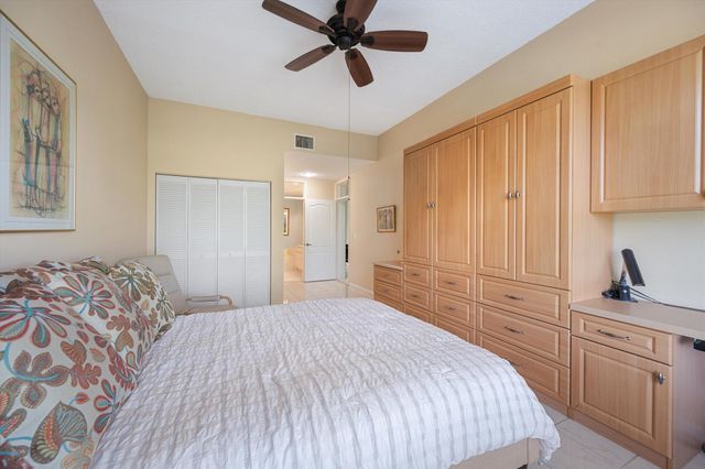 10291 N Andover Coach Lane A1, Lake Worth, FL 33449