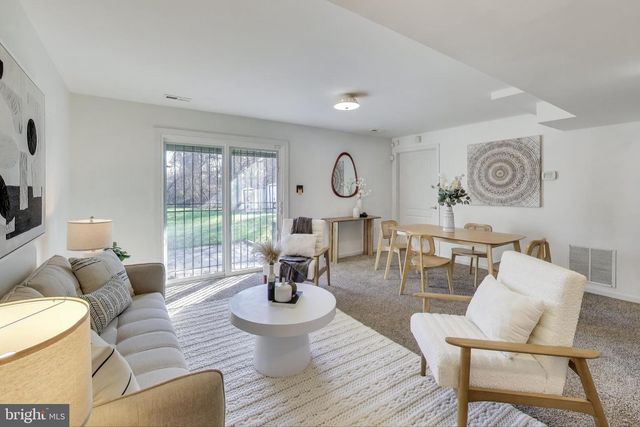 1404 PACIFIC AVE, Capitol Heights, MD 20743