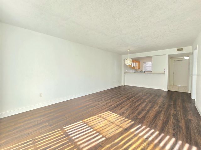 2625 STATE ROAD 590 1913, Clearwater, FL 33759