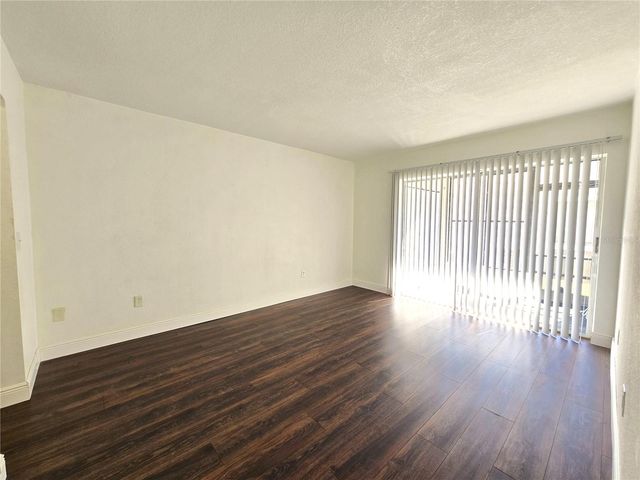 2625 STATE ROAD 590 1913, Clearwater, FL 33759