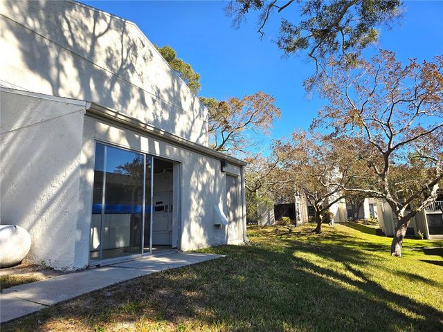 2625 STATE ROAD 590 1913, Clearwater, FL 33759