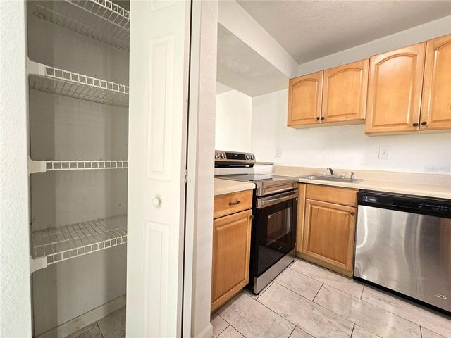 2625 STATE ROAD 590 1913, Clearwater, FL 33759