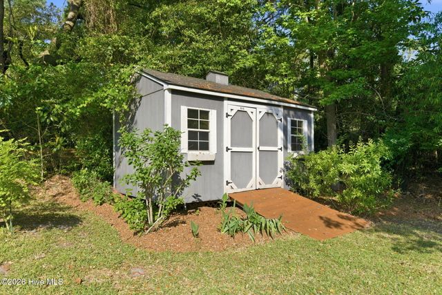 7417 Dunbar Road, Wilmington, NC 28411
