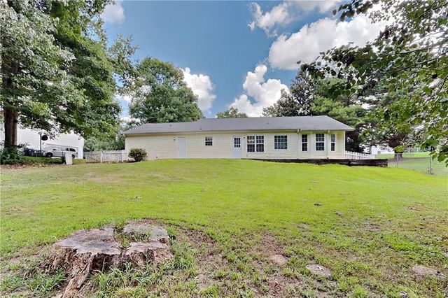 399 Charesa Lane, Dacula, GA 30019