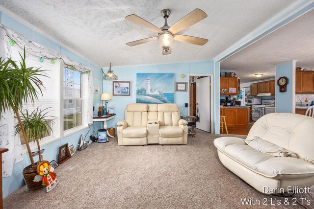 280 W Scarlet Oak Drive, Coopersville, MI 49404