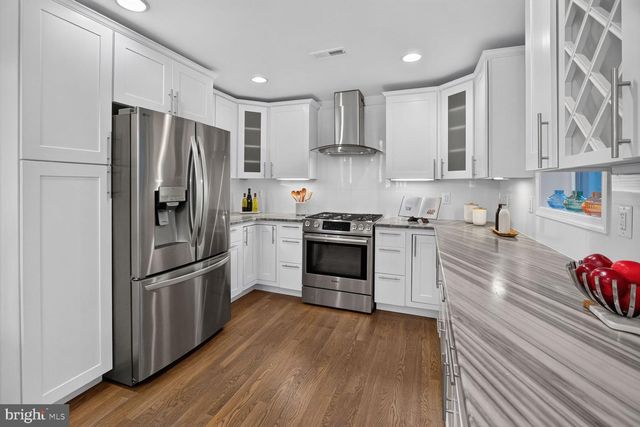 7110 ALASKA AVE NW, Washington, DC 20012