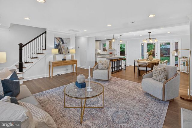 7110 ALASKA AVE NW, Washington, DC 20012