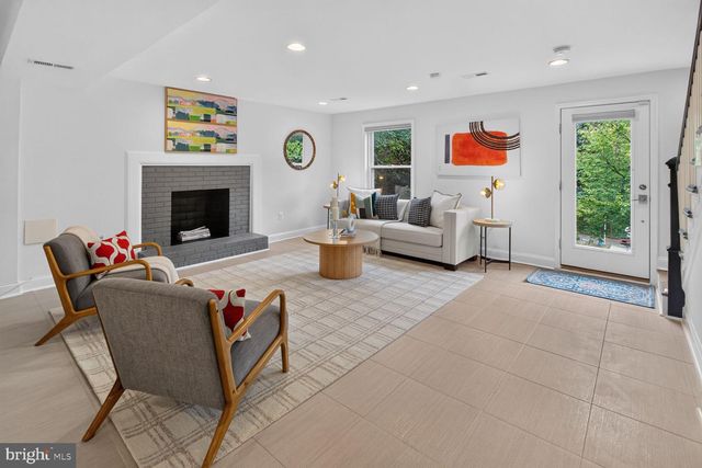 7110 ALASKA AVE NW, Washington, DC 20012