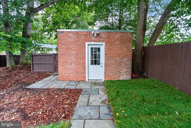 7110 ALASKA AVE NW, Washington, DC 20012