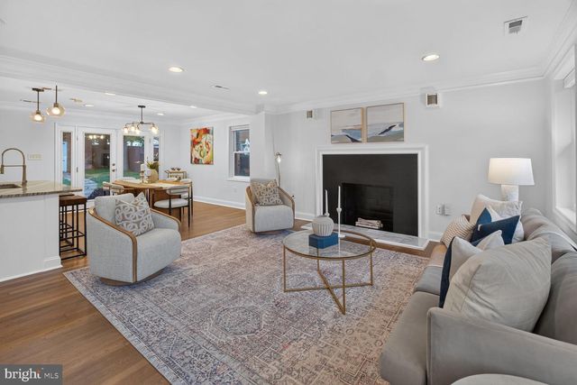 7110 ALASKA AVE NW, Washington, DC 20012