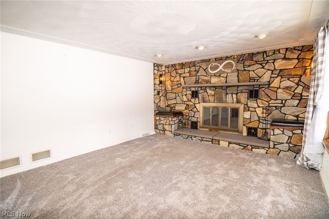 71 Trails End, Toronto, OH 43964