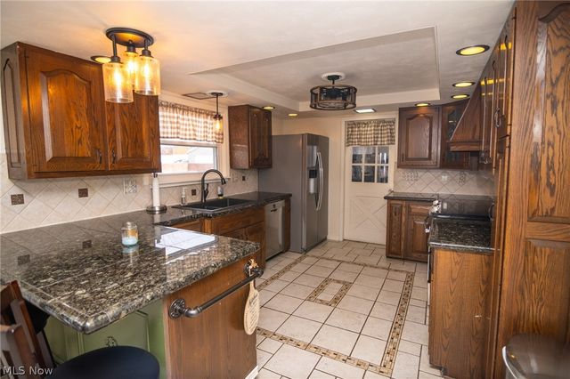 71 Trails End, Toronto, OH 43964