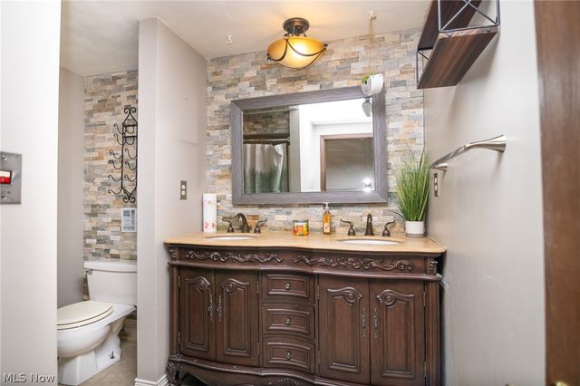 71 Trails End, Toronto, OH 43964