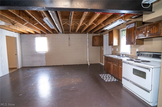 71 Trails End, Toronto, OH 43964