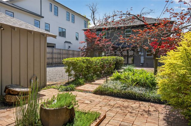 4009 Prescott Avenue, Dallas, TX 75219