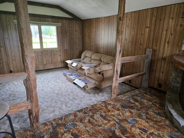 2020 HERMAN ROAD, Manitowoc, WI 54220