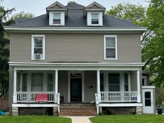 305 College Avenue, Dekalb, IL 60115