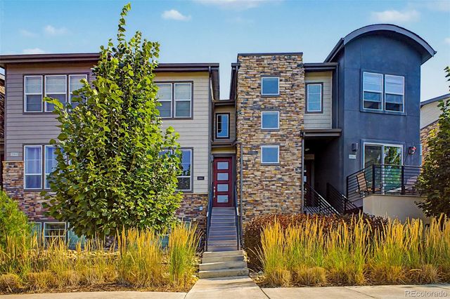 2586 Meadows Boulevard C, Castle Rock, CO 80109