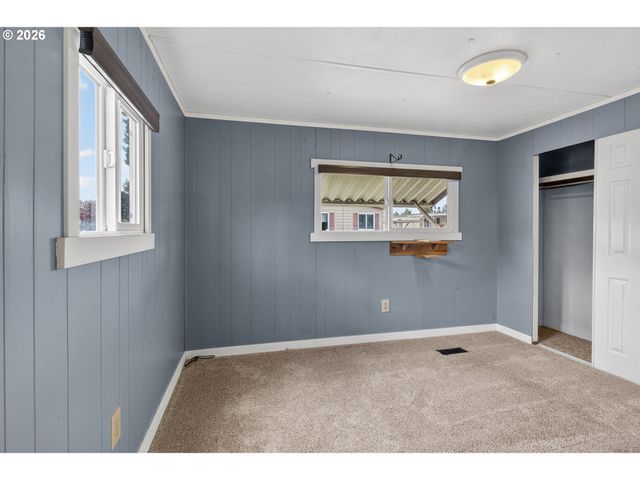 205 S 54TH St 80, Springfield, OR 97478