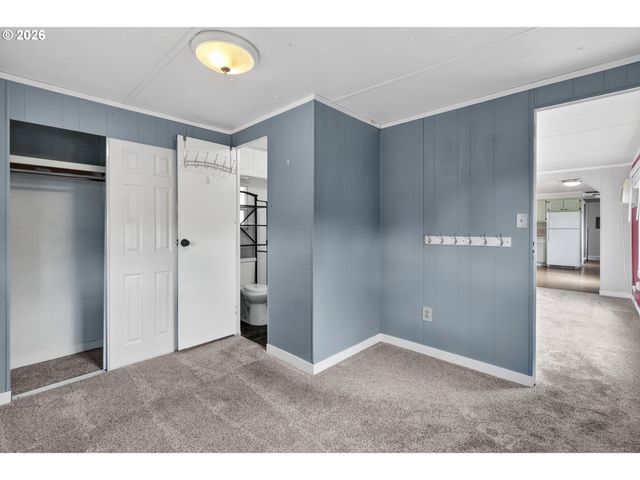 205 S 54TH St 80, Springfield, OR 97478