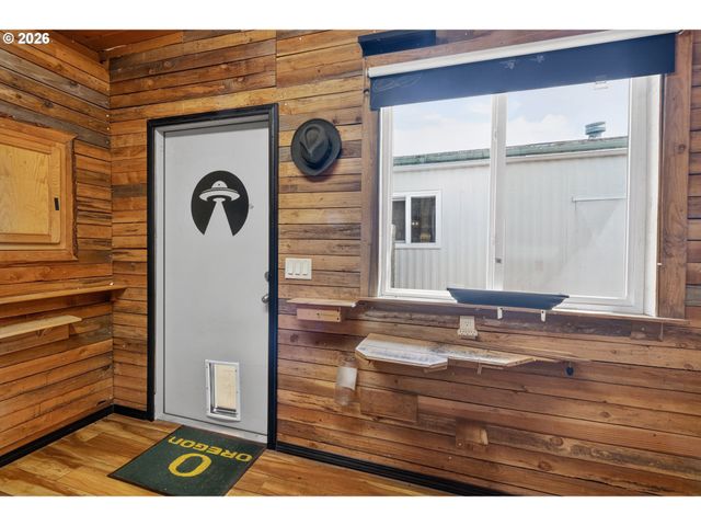 205 S 54TH St 80, Springfield, OR 97478