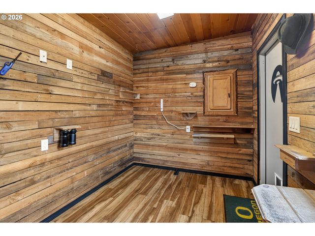 205 S 54TH St 80, Springfield, OR 97478