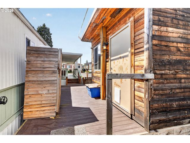 205 S 54TH St 80, Springfield, OR 97478