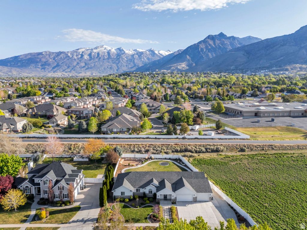 Image 3 of property listing at 1275 E MURDOCK DR, American Fork, UT 84003