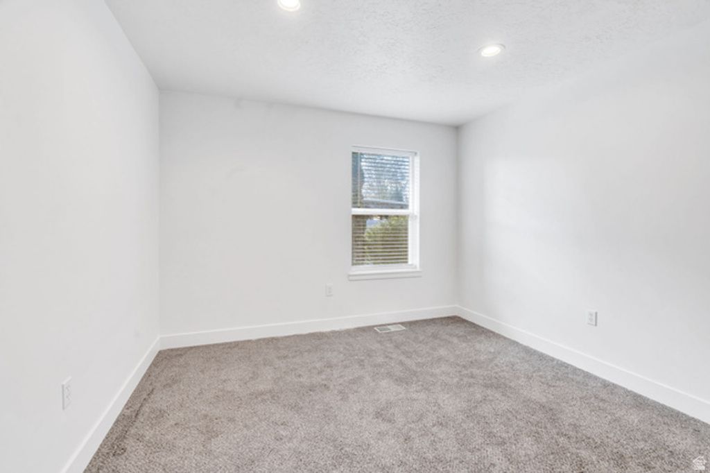 Image 29 of property listing at 1275 E MURDOCK DR, American Fork, UT 84003