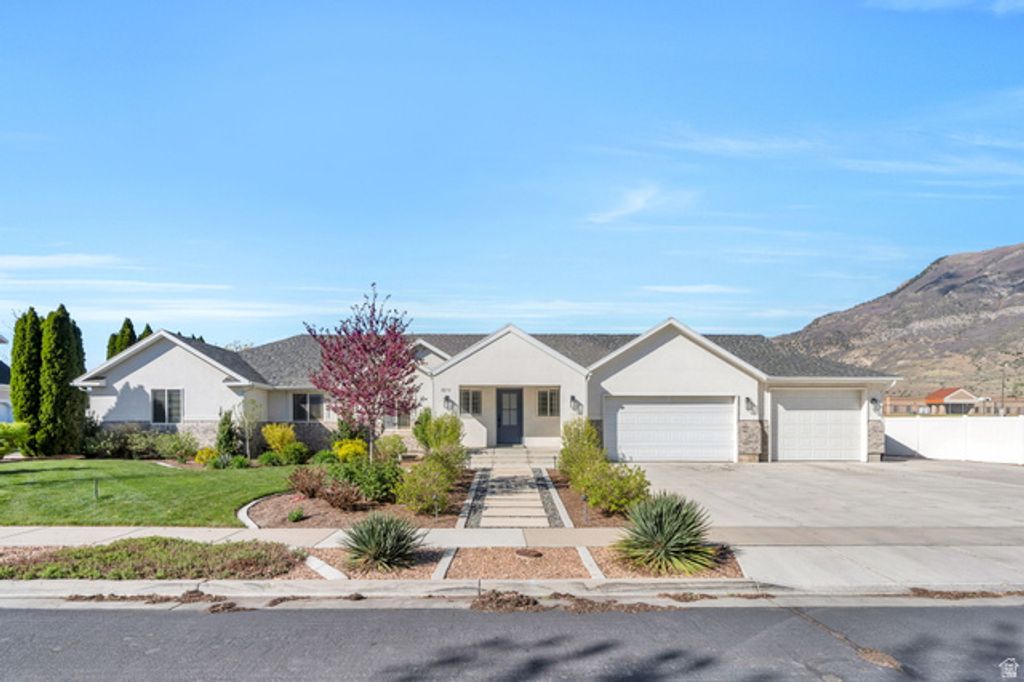 Image 5 of property listing at 1275 E MURDOCK DR, American Fork, UT 84003