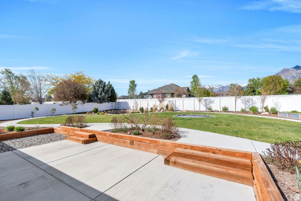 Image 44 of property listing at 1275 E MURDOCK DR, American Fork, UT 84003