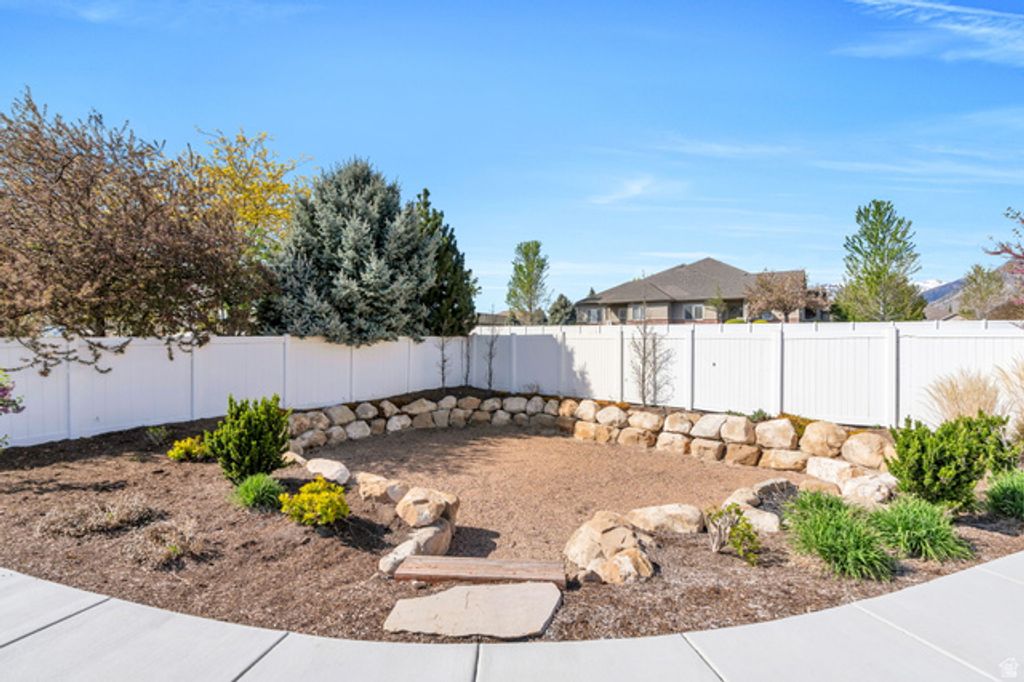 Image 49 of property listing at 1275 E MURDOCK DR, American Fork, UT 84003