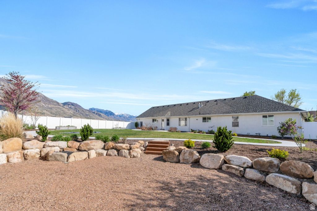 Image 52 of property listing at 1275 E MURDOCK DR, American Fork, UT 84003