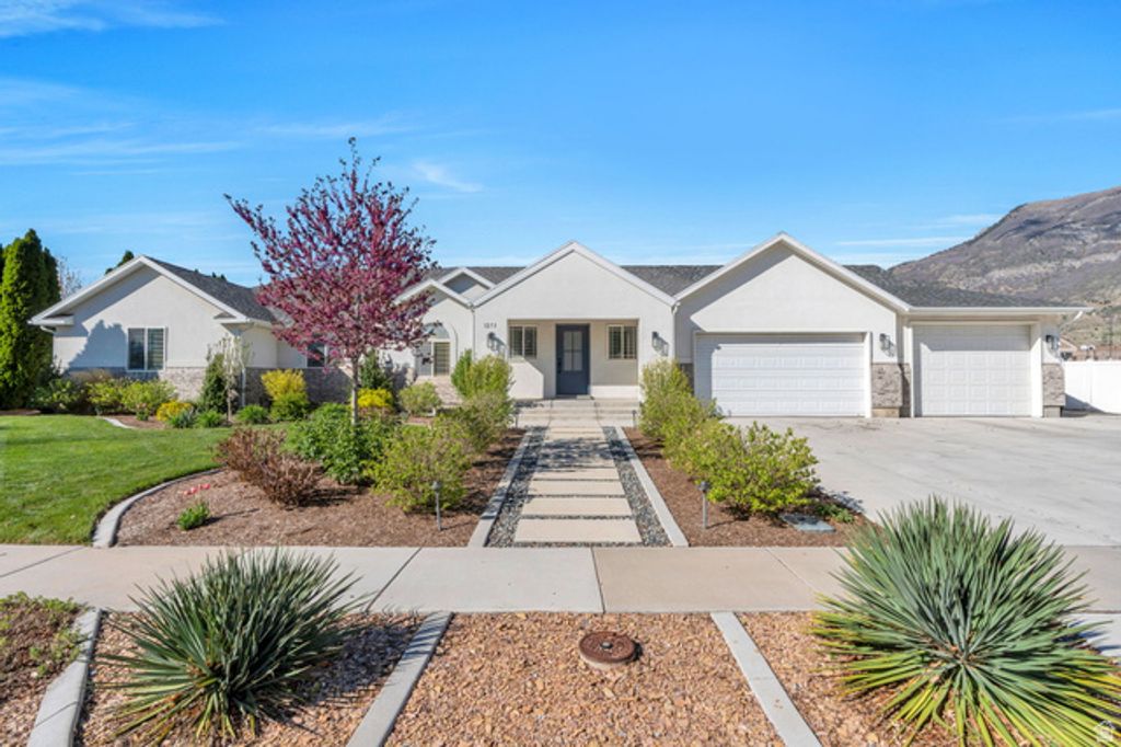 Image 8 of property listing at 1275 E MURDOCK DR, American Fork, UT 84003