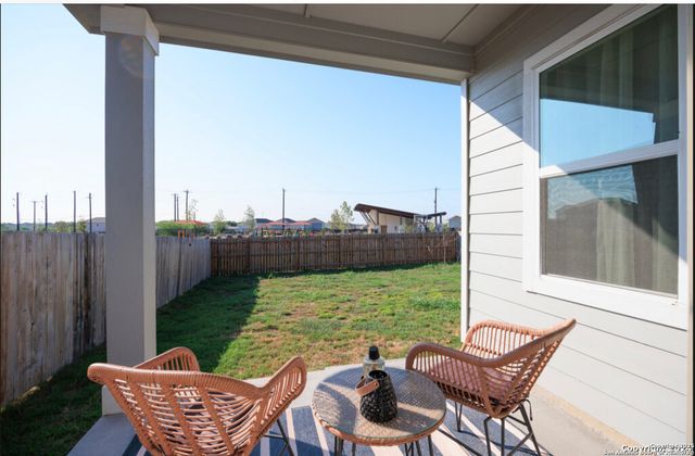 8412 Falcon Meadow, Converse, TX 78109