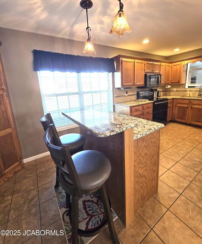 10862 OLD BARN ROAD, Holts Summit, MO 65043