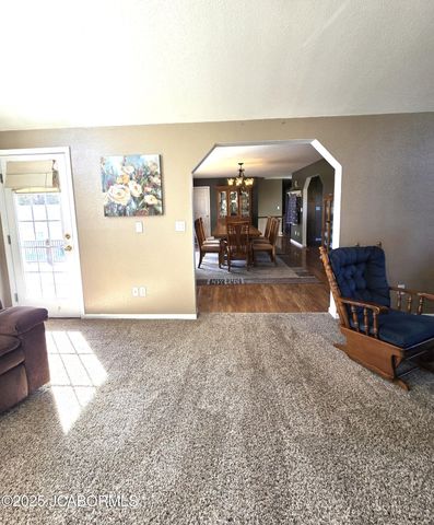 10862 OLD BARN ROAD, Holts Summit, MO 65043