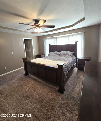 10862 OLD BARN ROAD, Holts Summit, MO 65043