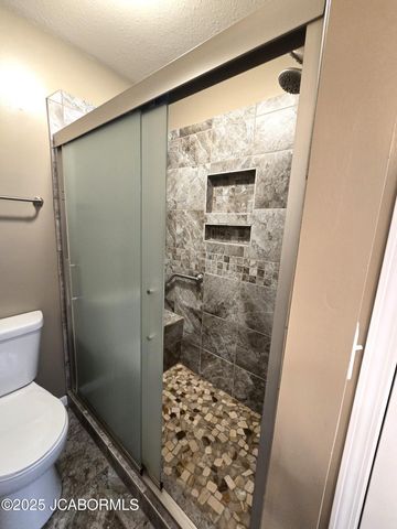 10862 OLD BARN ROAD, Holts Summit, MO 65043