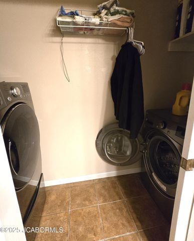 10862 OLD BARN ROAD, Holts Summit, MO 65043