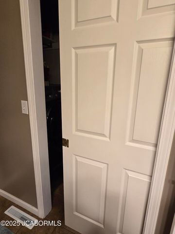 10862 OLD BARN ROAD, Holts Summit, MO 65043