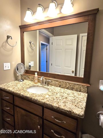 10862 OLD BARN ROAD, Holts Summit, MO 65043