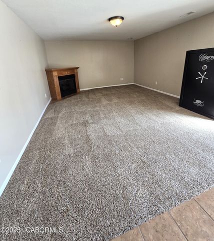 10862 OLD BARN ROAD, Holts Summit, MO 65043