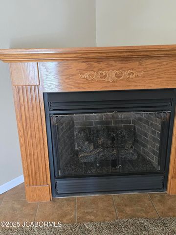 10862 OLD BARN ROAD, Holts Summit, MO 65043